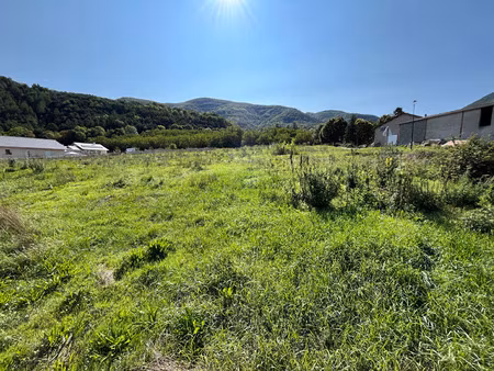 vente terrain 695 m² saint-étienne-le-laus (05130)