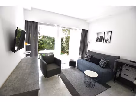 location appartement 1 pièce 17 m² à nice (06200)