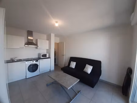 location appartement 1 pièce 22 m² à nice (06300)