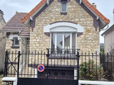 maison à deuil-la-barre (95170)