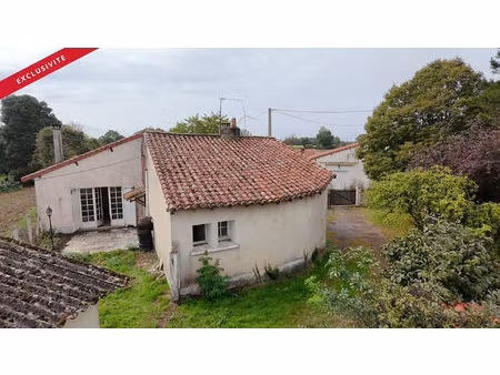 maison de plain pied à rénover - la chapelle bâton