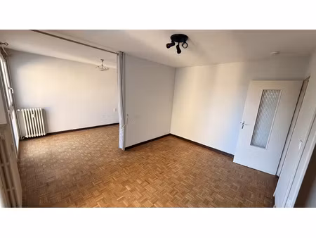 location appartement 1 pièce 37m² bozouls 12340