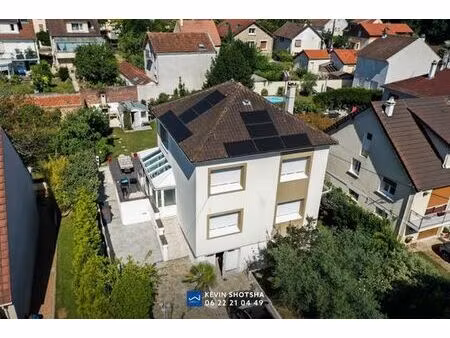 maison de prestige de 121 m2 en vente villecresnes  île-de-france