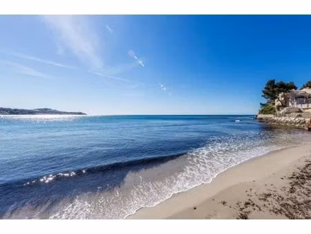 mar-vivo  beau terrain plat clos en impasse  plage à pieds