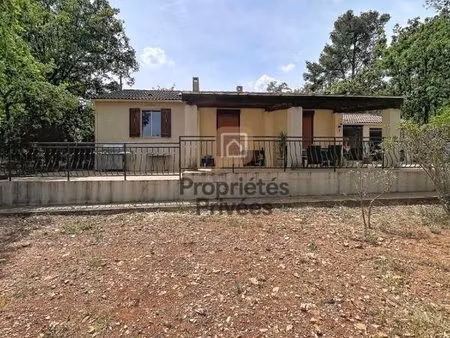 villa gareoult 4 pièces 88 m2  terrain piscinable 2390 m2  garage  terrasse  cuisine...