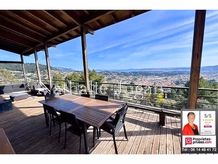 ollioules - maison d'architecte 4 pièce(s) 145 m2 avec vue exceptionnelle