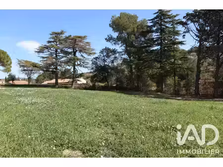 vente terrain à bâtir 697 m²