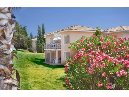 achat appartement 1 pièce 23m² la londe les maures 83250