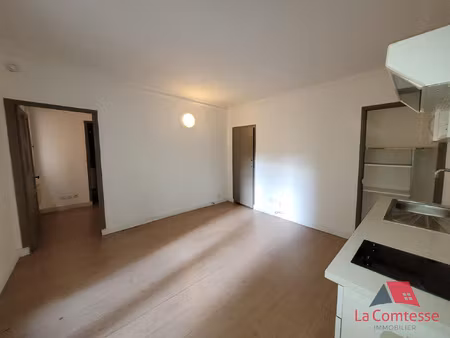 appartement t2 non meublé - rue de la louviere
