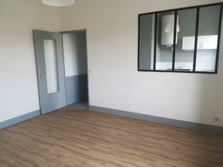 location appartement 2 pièces 50m² feurs 42110