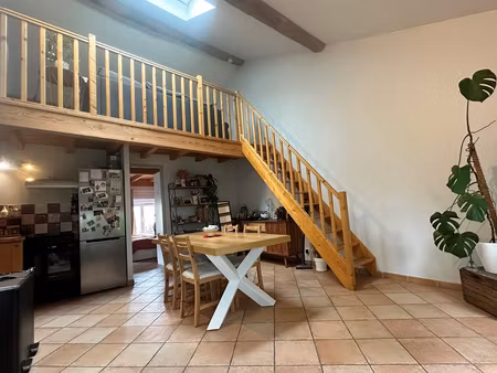 location appartement 2 pièces 50m² champagne au mont d or 69410