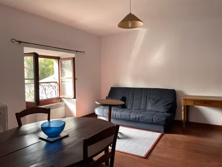 location appartement 3 pièces 45m² st jean pied de port 64220