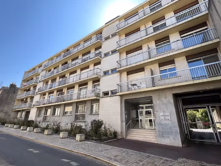 location appartement 2 pièces 47m² poitiers 86000