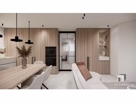gelijkvloers app. van 82m2 met 2slpk en 2 ensuite badkamers