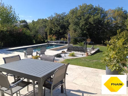 maison t6 - 178m² - terrain et bois de 9282 m² - piscine au se