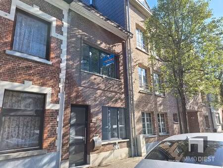 leuke woning met buitenruimte in het centrum