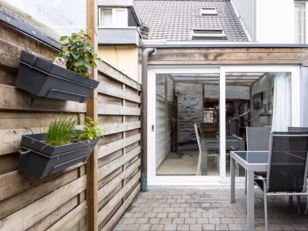 compact wonen. slim kiezen. zorgeloos genieten.