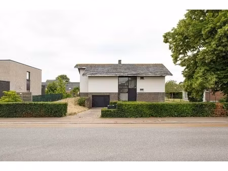 karaktervolle architectenwoning nabij centrum meulebeke