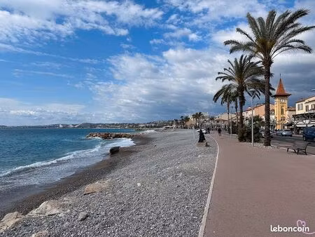 particulier vend 4 pièces 81m2 + 10m2 loggia situé en plein cœur du cros-de-cagnes  à 200m