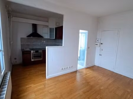 draveil centre- charmant f2 de caractère- 33m2