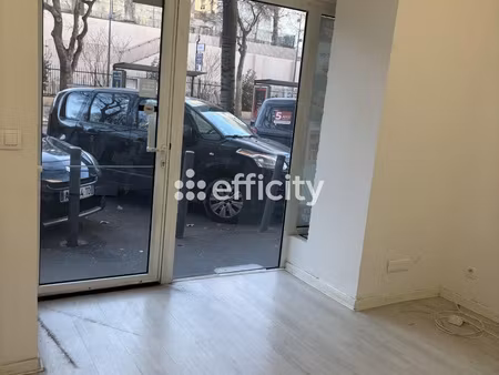 local commercial 5 pièces - 90 m²