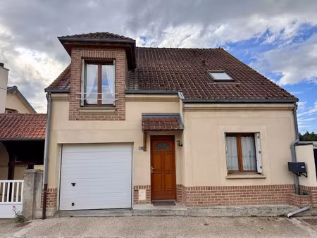 vente maison 5 pièces 130 m² à saint-fuscien (80680)  215 000 €