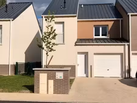 maison 4 pièces 92m2 hab.sur 204m2 de terrain