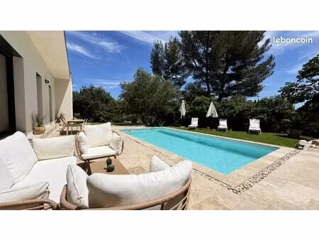 maison contemporaine hors lotissement