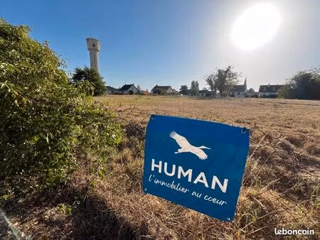 terrain 692 m² souesmes