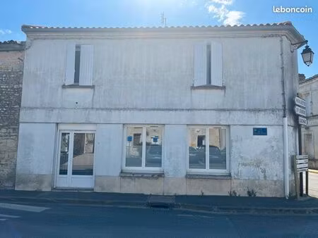 maison 6 pièces 208 m²