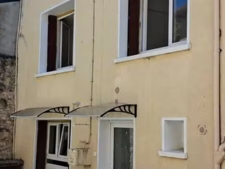 juziers (78). maison de ville- 5p 78m2 surface habitable- 106m2 surface totale- terrasse e