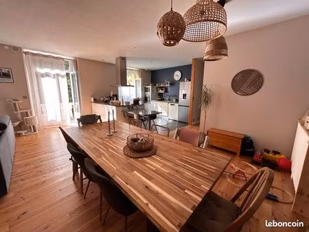 maison familiale rénovée – 180 m² habitables – jardin- double garage – dpe c