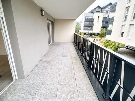 vent très beau appartement f2 à les ponts de cé (49130) 7 km de angers. surface habitable 