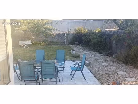 maison avec jardin et garage