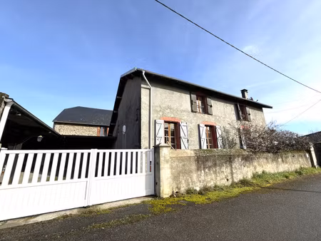 maison de village ugnouas