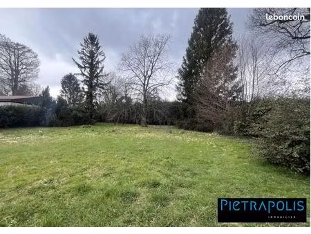 terrain 821 m² genas