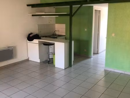 studio terrasse intra muros