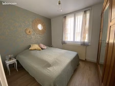 appartement étudiant 40m2  avec 1 chambre au calme près du centre et de la mer