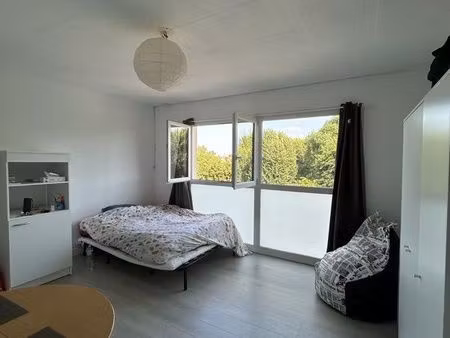 studio non meublé