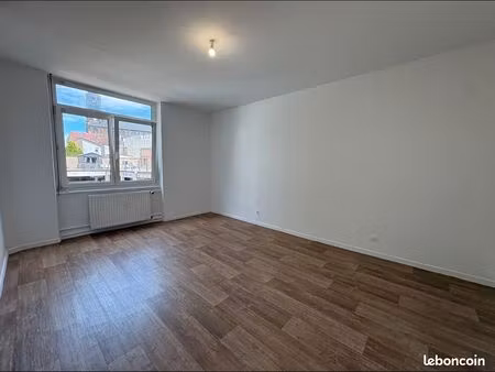 ? à louer – grand f4 rénové de 92 5 m² avec parking – forbach centre