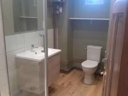 meublé / équipé 34 m2 centre ville proche gare immeuble bourgeois de qualité entièrement r