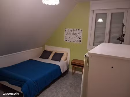 chambre étudiant (e) meublée proche iut ifsi lycée