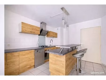 appartement meublé 50m² - st fons