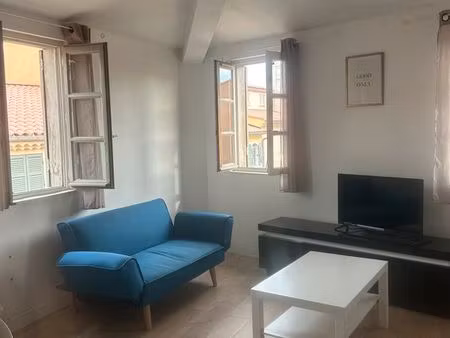 appartement t2 place de l'equerre