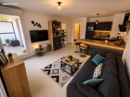 t2 meublé 48 m² – balcon – parking privé – résidence récente – lorient gare