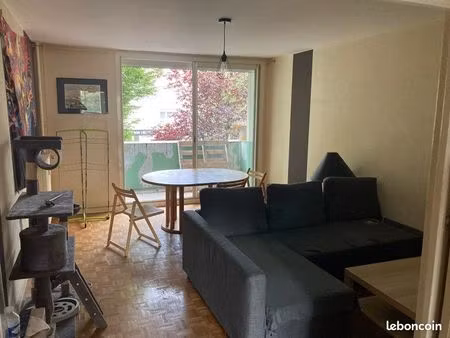 appartement meublé 68 m² avec balcon et parking privé