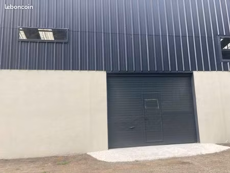 location hangar pontrieux