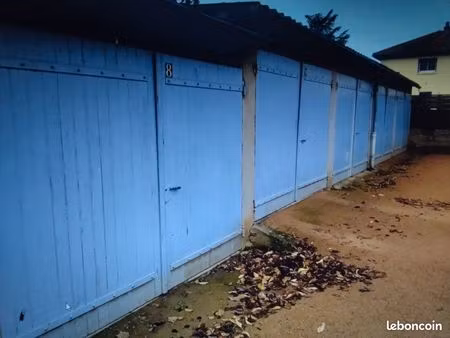 garage proche caserne gendarmerie