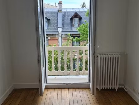 location appartement 2 pièces - vincennes quartier des vignerons