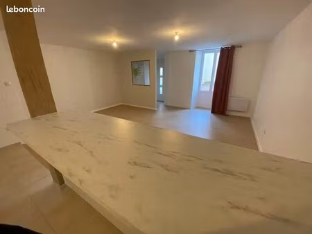maison de ville t3 entièrement rénovée